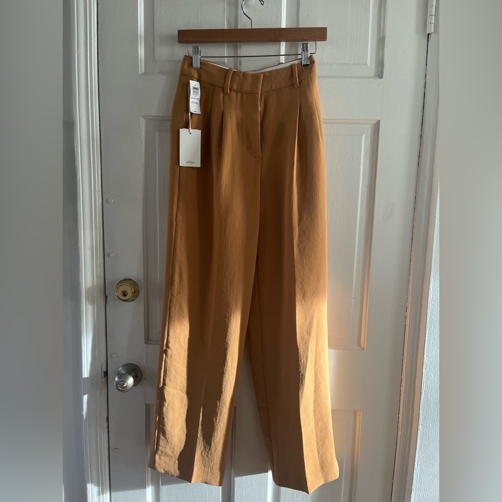 Aritzia Effortless Pants NWT